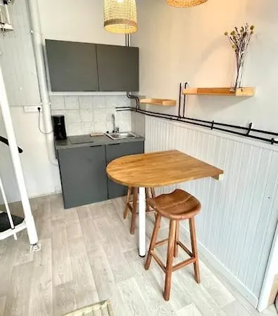 Dans Le Centre Près De La Appartement *