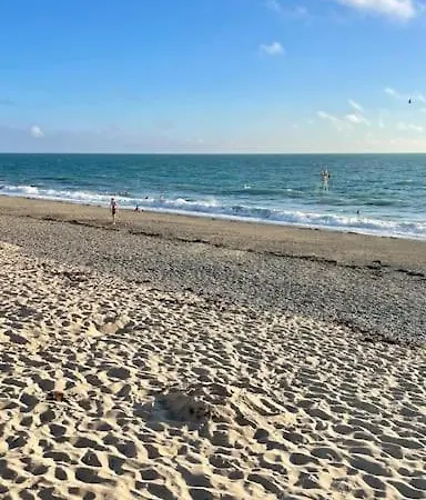 Dans Le Centre Près De La *